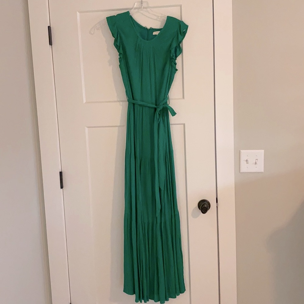 Green maxi dress